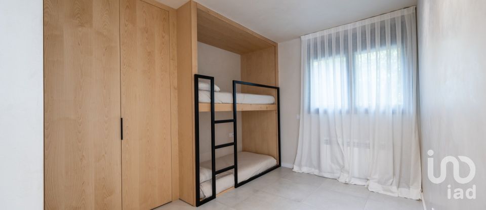 Xalet 4 habitacions de 490 m² a Alella (08328)