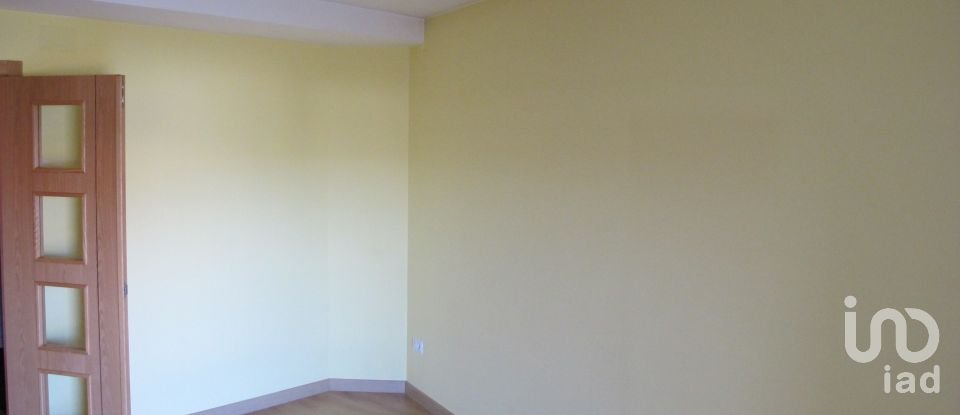 Apartment 2 bedrooms of 70 m² in Villaobispo de Las Regueras (24195)