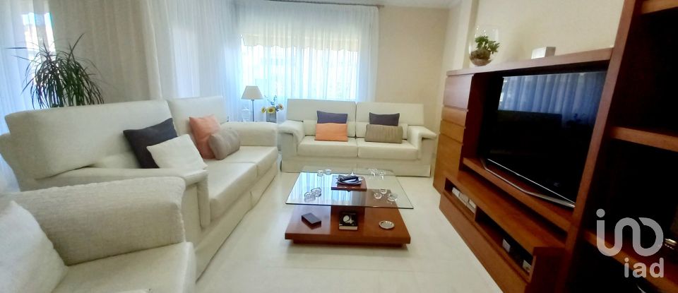 Pis 3 habitacions de 115 m² a Arenys de Mar (08350)