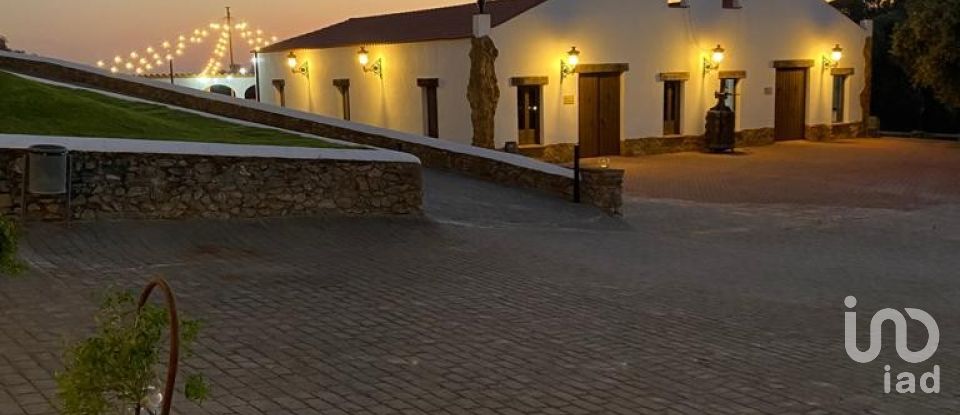 Equestrian facility 12 bedrooms of 1,985 m² in Badajoz (06001)