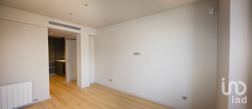 Appartement 3 chambres de 138 m² à Barcelona (08002)
