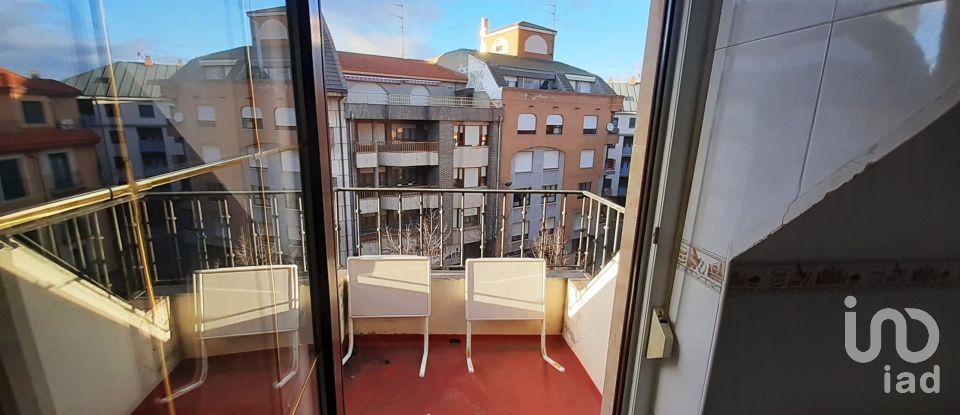 Appartement 3 chambres de 110 m² à La Bañeza (24750)