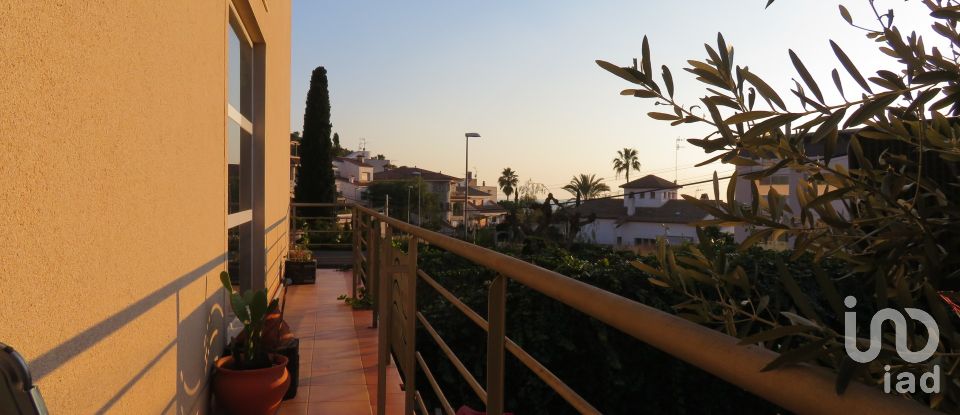 Casa d'habitatge 3 habitacions de 177 m² a Sitges (08870)