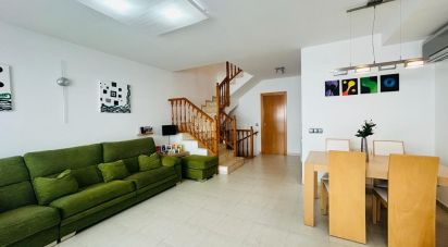 Maison 4 chambres de 278 m² à Cubelles (08880)