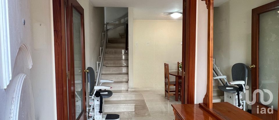 Maison 5 chambres de 200 m² à Santa Coloma de Gramenet (08924)