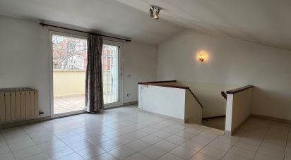 Casa 5 habitaciones de 200 m² en Santa Coloma de Gramenet (08924)