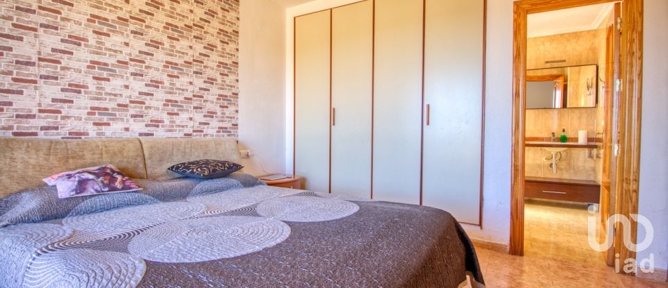 Casa 4 habitaciones de 195 m² en La Nucia (03530)