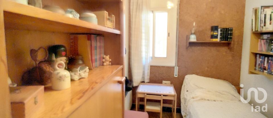 Casa tradicional 4 habitacions de 121 m² a Badalona (08912)