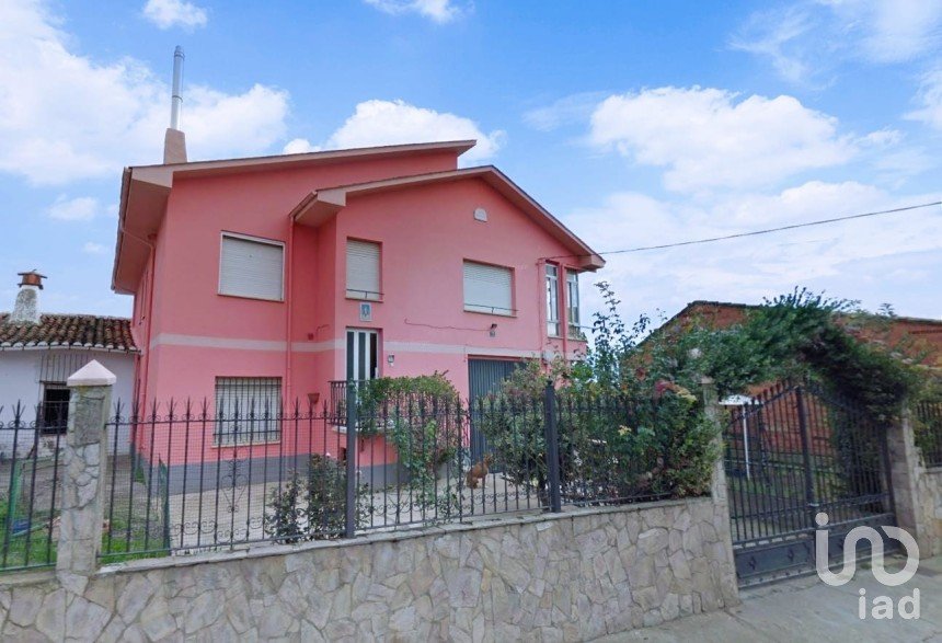 House 4 bedrooms of 713 m² in Estebanez de La Calzada (24288)