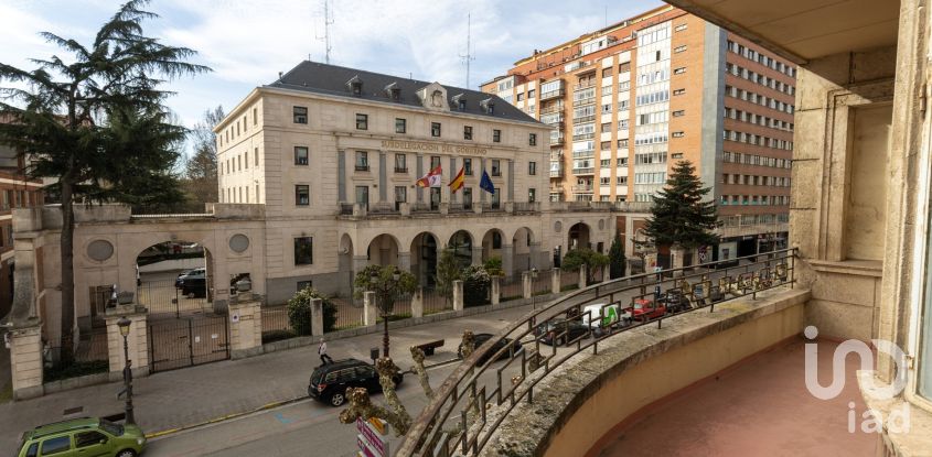 Pis 4 habitacions de 161 m² a Burgos (09004)