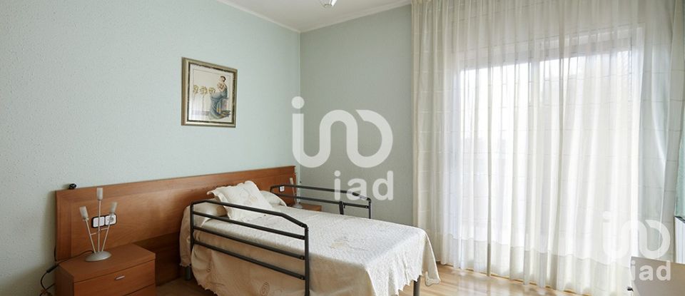 Piso 4 habitaciones de 75 m² en L'Hospitalet de Llobregat (08902)