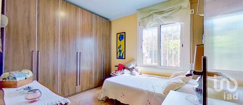 House 5 bedrooms of 215 m² in Roda de Bara (43883)