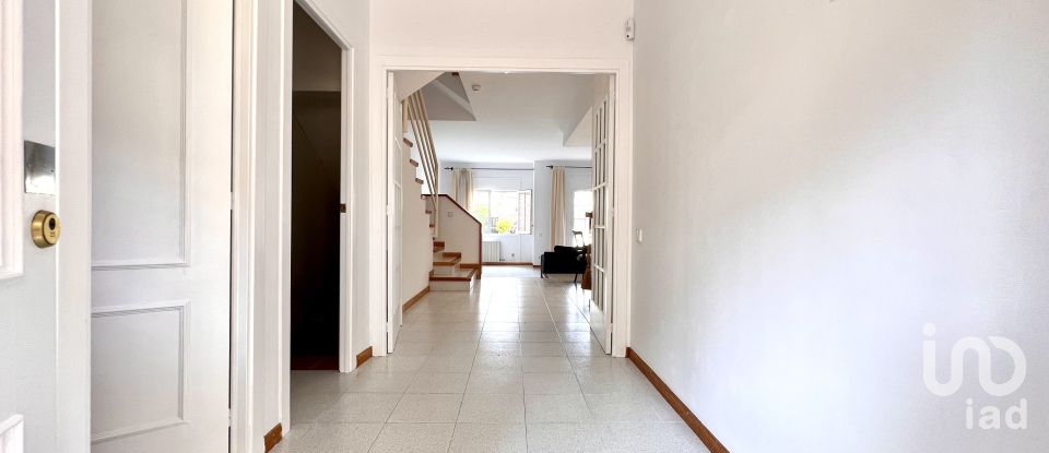 Casa 4 habitacions de 312 m² a Sant Andreu de Llavaneres (08392)
