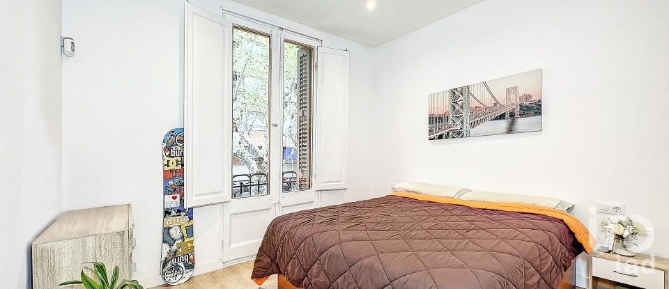 Pis 3 habitacions de 94 m² a Barcelona (08015)
