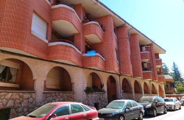 Pis 3 habitacions de 110 m² a La Virgen del Camino (24198)