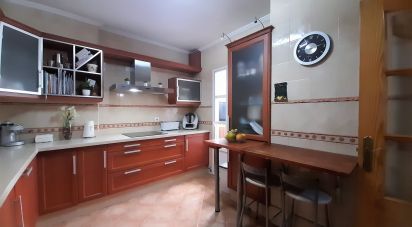 Piso 3 habitaciones de 87 m² en Isla Cristina (21410)