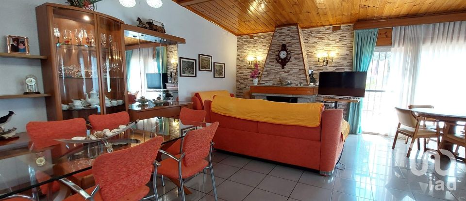 Maison 4 chambres de 256 m² à Sant Fost de Campsentelles (08105)