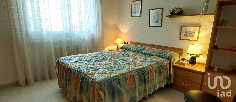 House 4 bedrooms of 256 m² in Sant Fost de Campsentelles (08105)