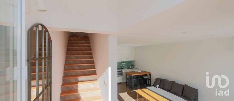 Casa 3 habitacions de 290 m² a Montgat (08390)