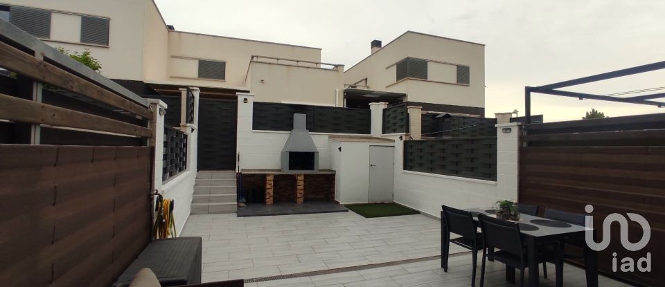Maison 3 chambres de 183 m² à Roda de Bara (43883)