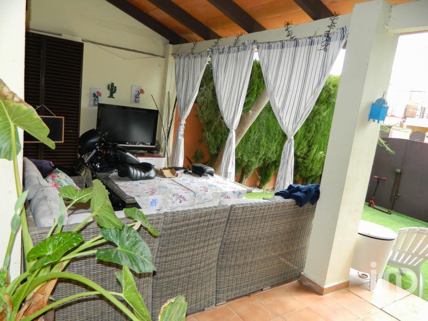 Cottage 4 bedrooms of 180 m² in Aljaraque (21110)