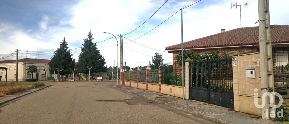 Land of 635 m² in Estebanez de La Calzada (24288)