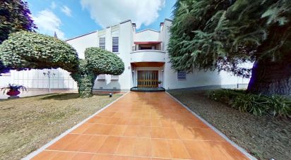 House 6 bedrooms of 525 m² in Banyoles (17820)