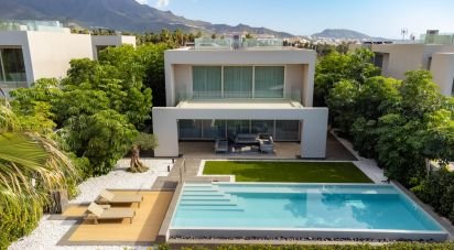 Mansion 4 bedrooms of 452 m² in Fañabe (38679)