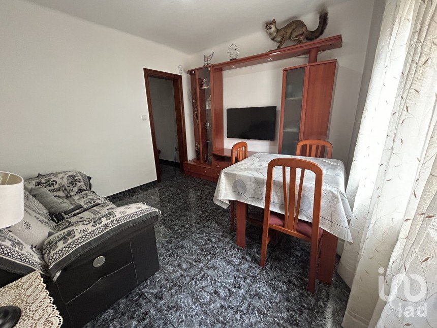 Appartement 3 chambres de 50 m² à Badalona (08913)