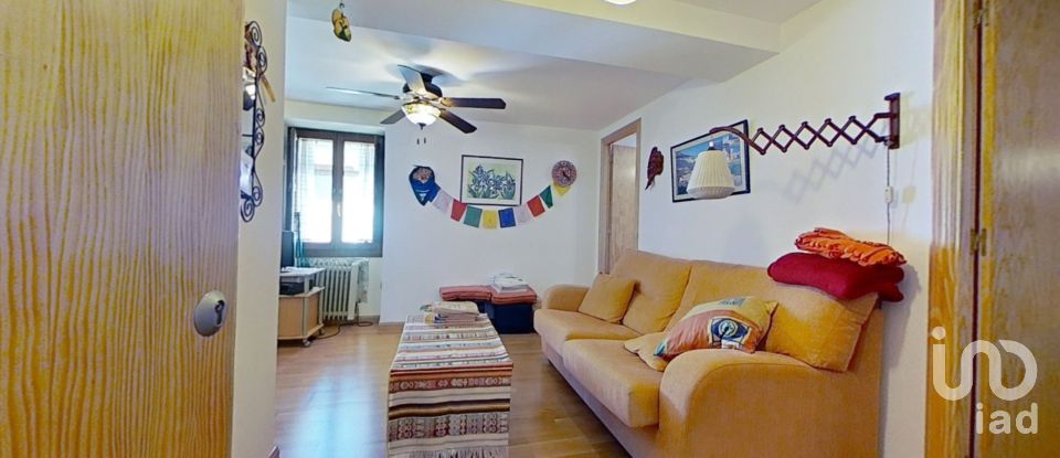Piso 2 habitaciones de 53 m² en Salvatierra de Esca (50684)