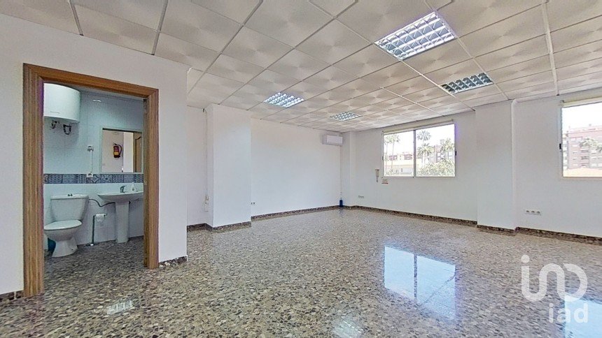 Local d'activités de 46 m² à Vila-Real/Villarreal (12540)