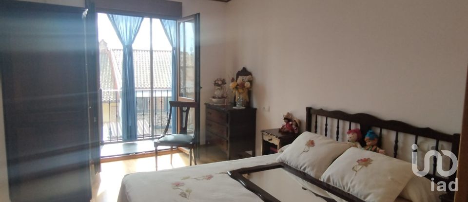 Maison 3 chambres de 185 m² à Villanueva del Carnero (24391)