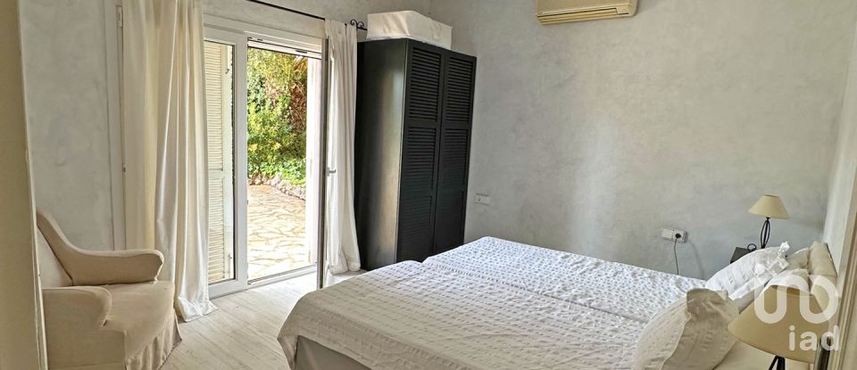 Xalet 6 habitacions de 385 m² a Sant Josep de sa Talaia (07829)