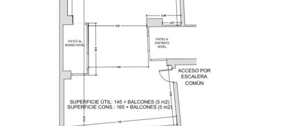 Pis 4 habitacions de 180 m² a Alicante/Alacant (03001)
