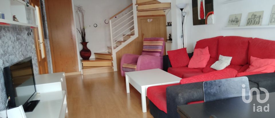 Cottage 3 bedrooms of 120 m² in Los Santos de la Humosa (28817)