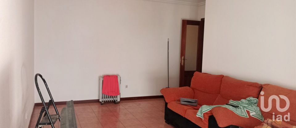 Apartment 3 bedrooms of 80 m² in Torrelavega (39300)