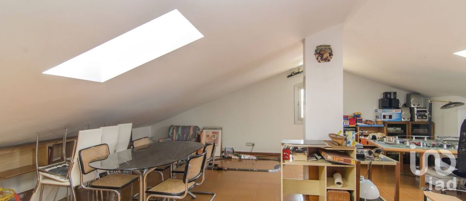 Maison 5 chambres de 378 m² à Mas d'en Serra (08812)