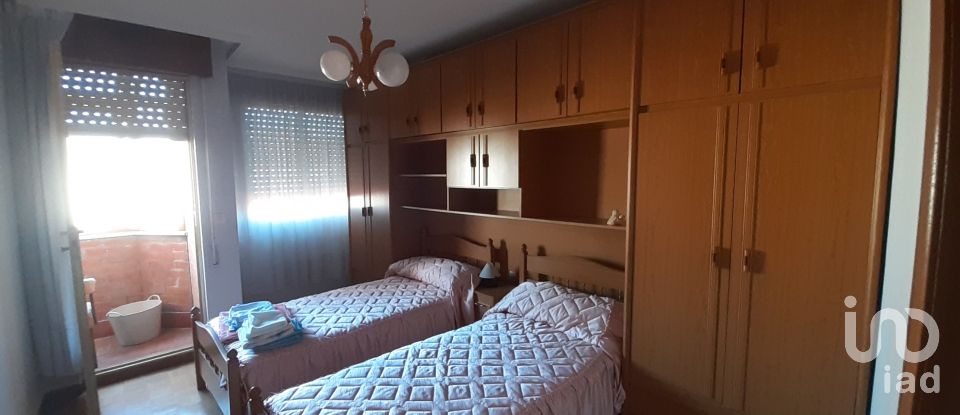 Pis 3 habitacions de 94 m² a La Bañeza (24750)