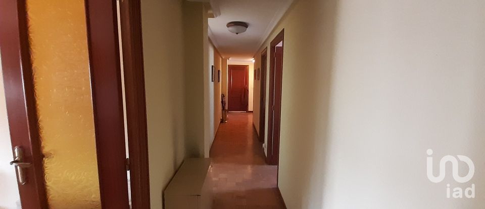 Appartement 3 chambres de 94 m² à La Bañeza (24750)