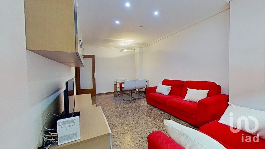 Pis 3 habitacions de 90 m² a Castellón de la Plana/Castelló de la Plana (12006)