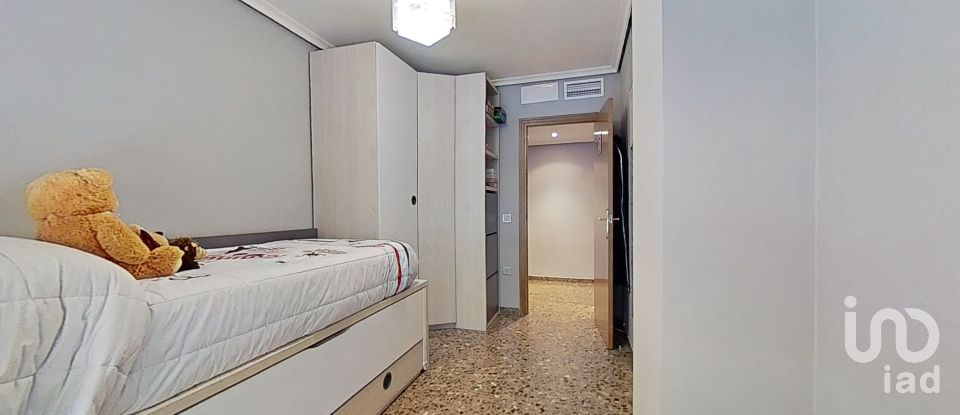 Appartement 3 chambres de 90 m² à Castellón de la Plana/Castelló de la Plana (12006)