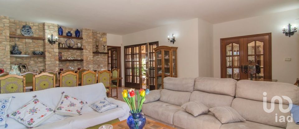 Casa 5 habitaciones de 299 m² en Santa Oliva (43710)