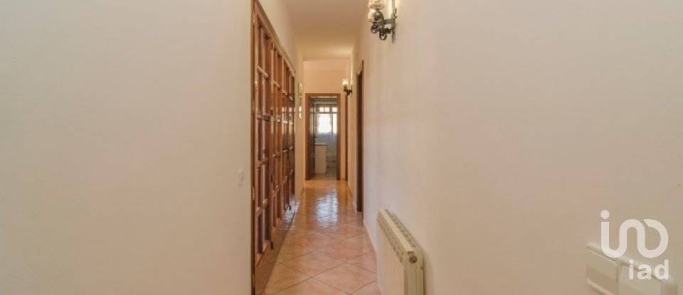Casa 5 habitacions de 299 m² a Santa Oliva (43710)