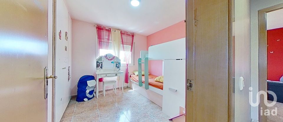 Maison 3 chambres de 110 m² à Vespella de Gaia (43763)