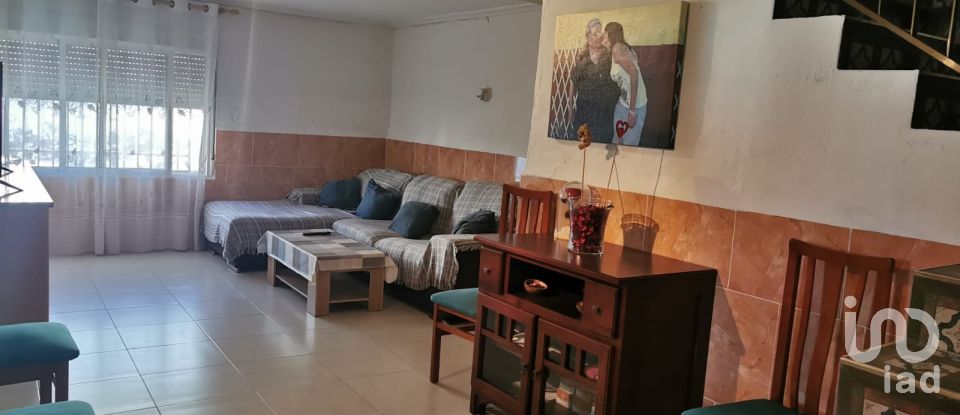 House 7 bedrooms of 384 m² in El Realengo (03339)