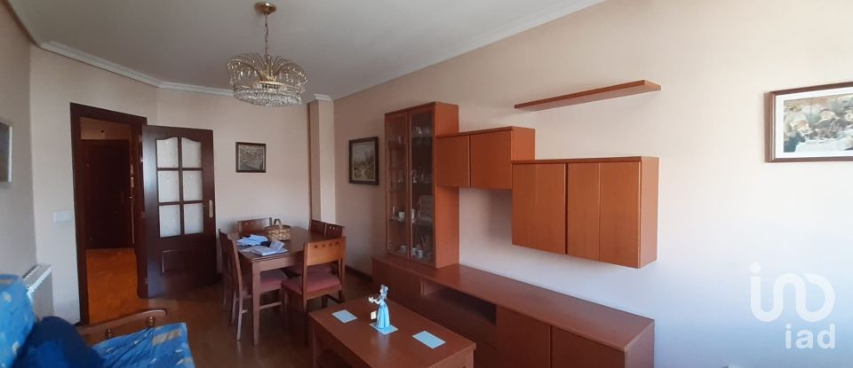 Apartment 3 bedrooms of 88 m² in La Bañeza (24750)