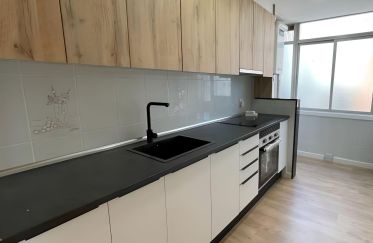 Apartment 4 bedrooms of 66 m² in Badalona (08913)