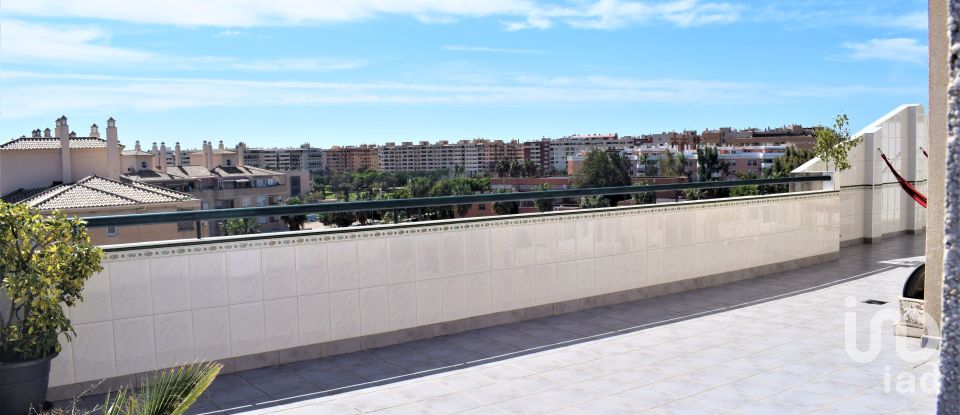 Pis 4 habitacions de 139 m² a Málaga (29004)