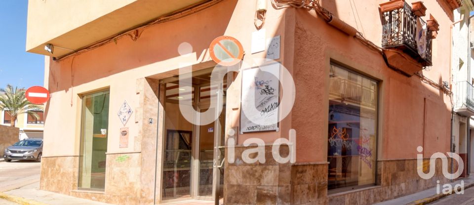 Shop / premises commercial of 99 m² in Canals (46650)