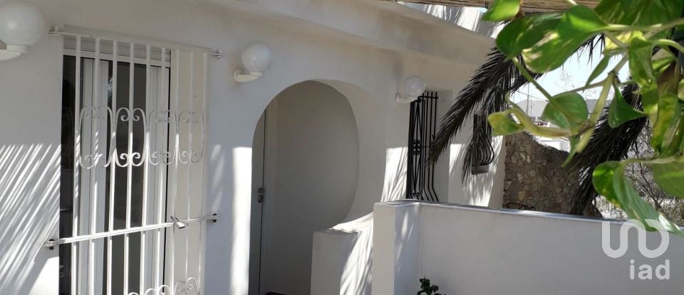 House 8 bedrooms of 307 m² in Dénia (03700)